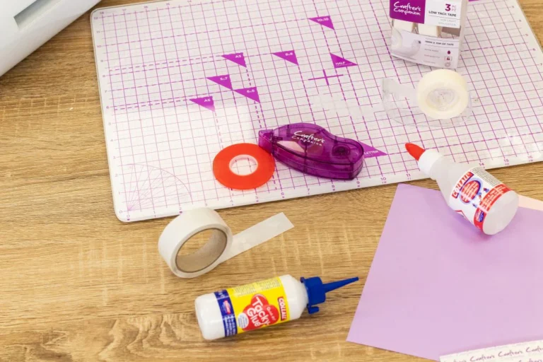 Fabric Adhesive – Craft & Textile Glue Complete Guide